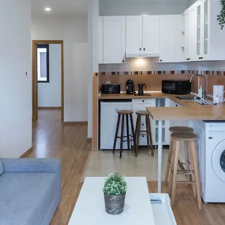 San Justo 3 アパート